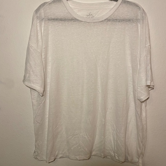 Tops - Picture 4 of 9